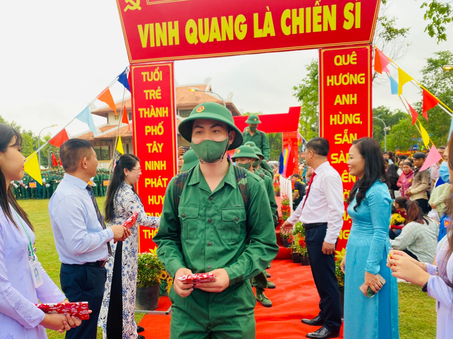 Thành phố Tây Ninh: Tổ chức lễ giao, nhận quân năm 2023