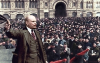 Cách mạng Tháng Mười Nga là mốc son đánh dấu sự thắng lợi lý luận của chủ nghĩa Mác - Lênin về chủ nghĩa xã hội. (Ảnh tư liệu/dangcongsan.vn)