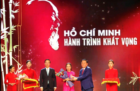 Chương trình “Hồ Chí Minh-Hành trình khát vọng 2023”: Lan tỏa, nhân rộng các điển hình trong học và làm theo Bác