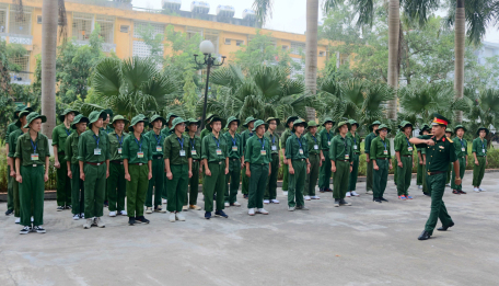 Xây dựng nền quốc phòng toàn dân trong sự nghiệp bảo vệ Tổ quốc từ 1975 tới nay