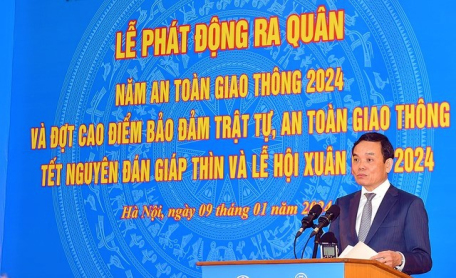 Phó Thủ tướng Chính phủ, Chủ tịch Ủy ban ATGT Quốc gia Trần Lưu Quang phát biểu tại Lễ ra quân - Ảnh: VGP/Hải Minh