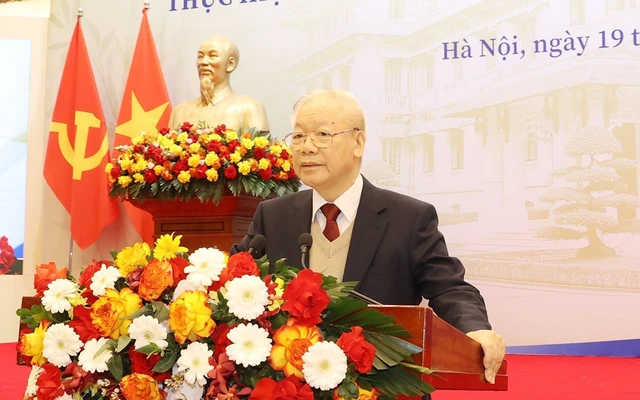 Xây dựng và phát triển nền đối ngoại, ngoại giao Việt Nam hiện đại, vững mạnh toàn diện