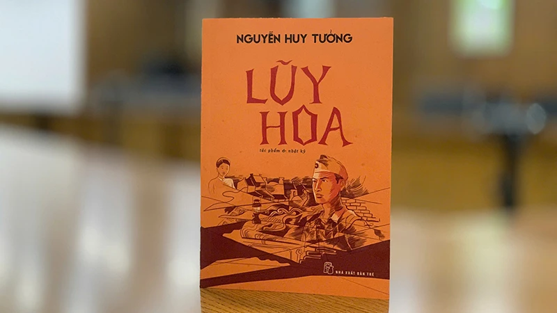 Bìa tác phẩm Lũy hoa của nhà văn Nguyễn Huy Tưởng